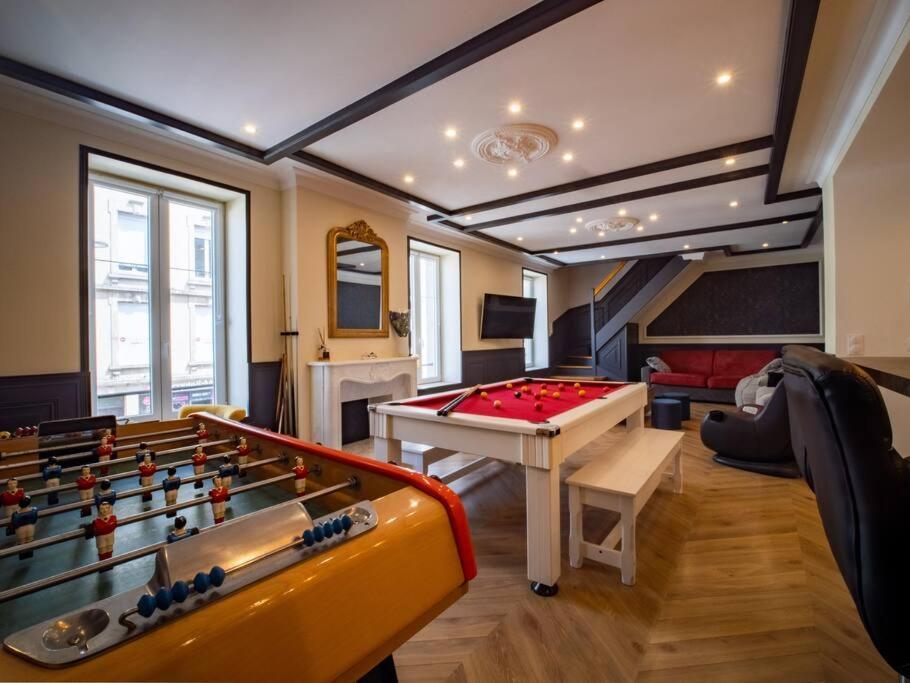 Mega Jeanne D'Arc Billard Baby Foot Logements Insolites 낭시 외부 사진