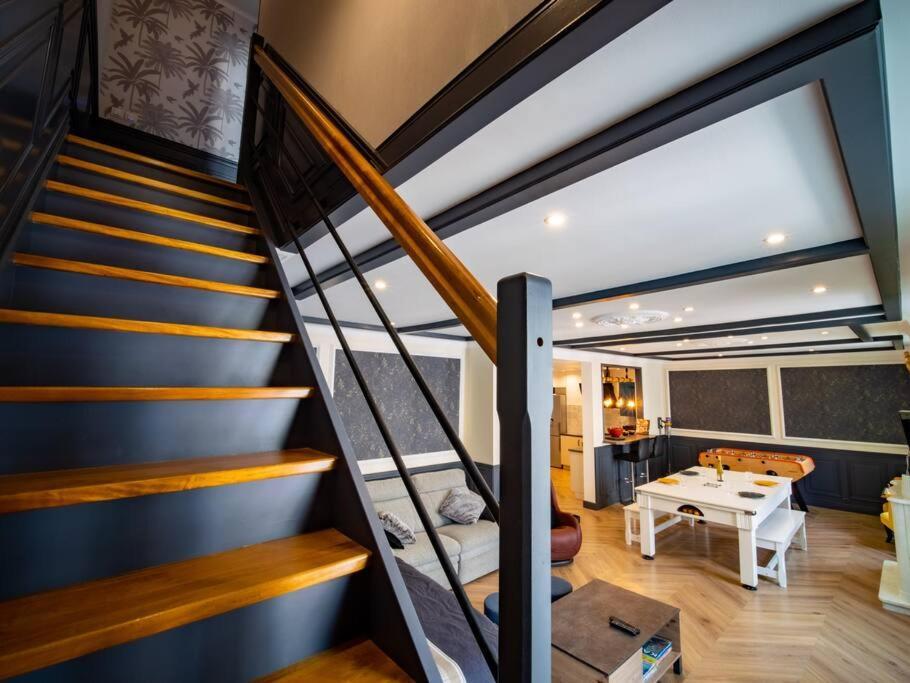 Mega Jeanne D'Arc Billard Baby Foot Logements Insolites 낭시 외부 사진